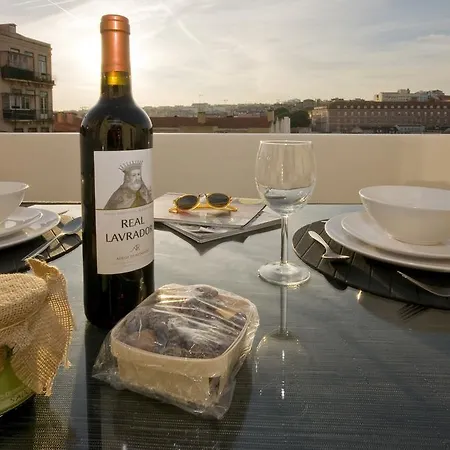 Mouraria Terrace By Homing Apartament Lizbona