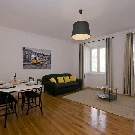 Mouraria Terrace By Homing * Lizbona