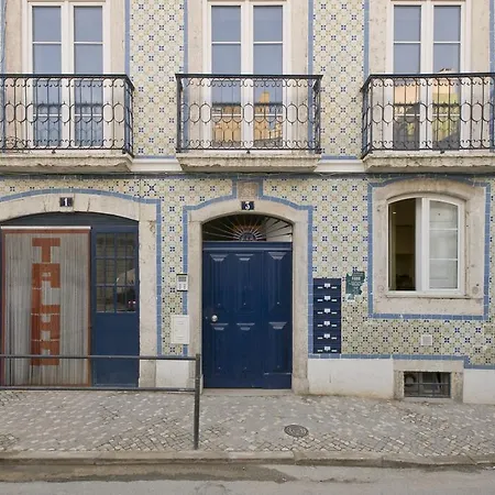 Mouraria Terrace By Homing